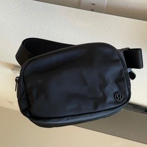 Lululemon Fannypack